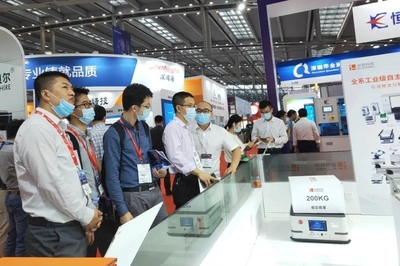 智慧物流驅(qū)動(dòng)面板行業(yè)革新 迦智科技亮相C-Touch展會(huì)，引領(lǐng)工業(yè)物流新篇章